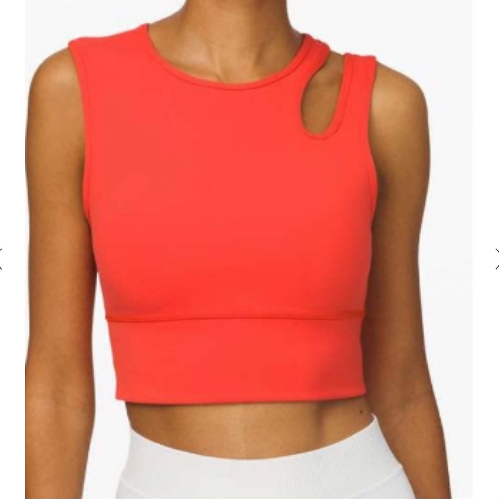Lululemon Mastered Motion Cropped Tank